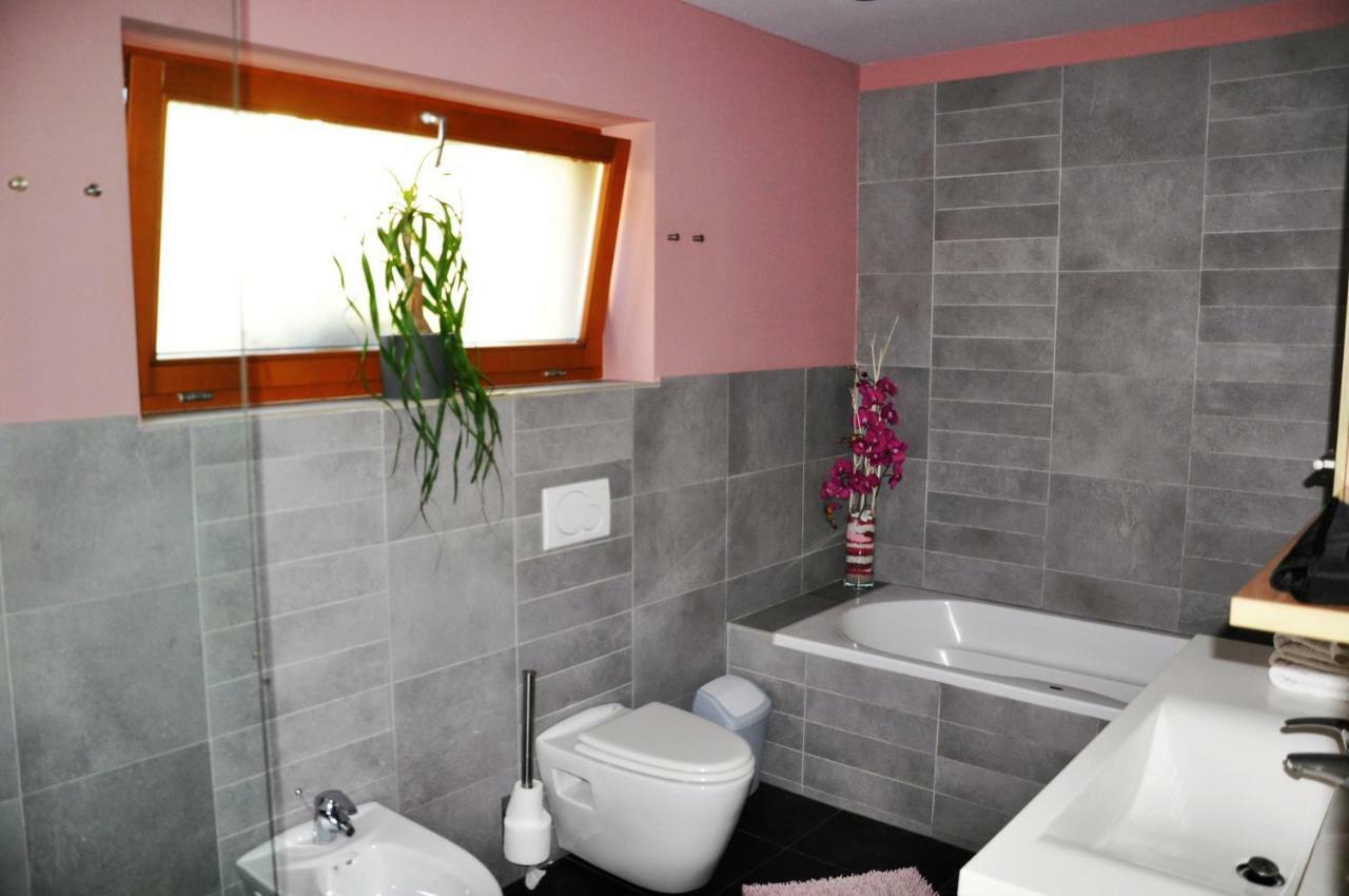 Apartma Rosa Spodnji Otok Esterno foto